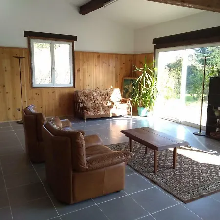 Loft At Besset